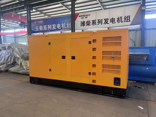 Sistema de refrigeración por agua 300KW Yuchai generador diesel para la caja silenciosa de energía de respaldo